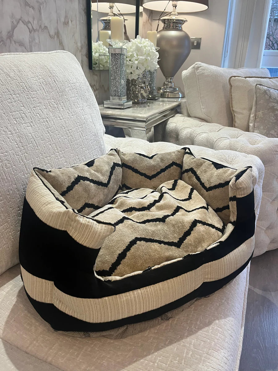 Cream And Black Striped Zig Zag Dog Bed